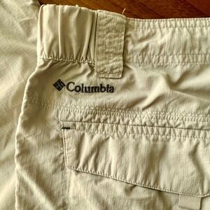Men's Columbia Hiking/Fishing Pants 36x32  Tan